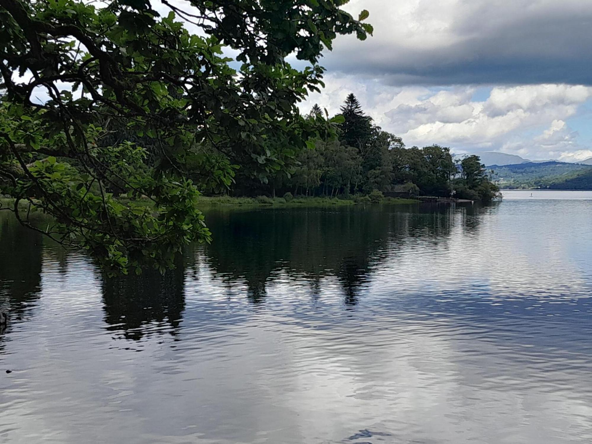Ye Old'E Man Lake District Grange-Over-Sands Exteriör bild