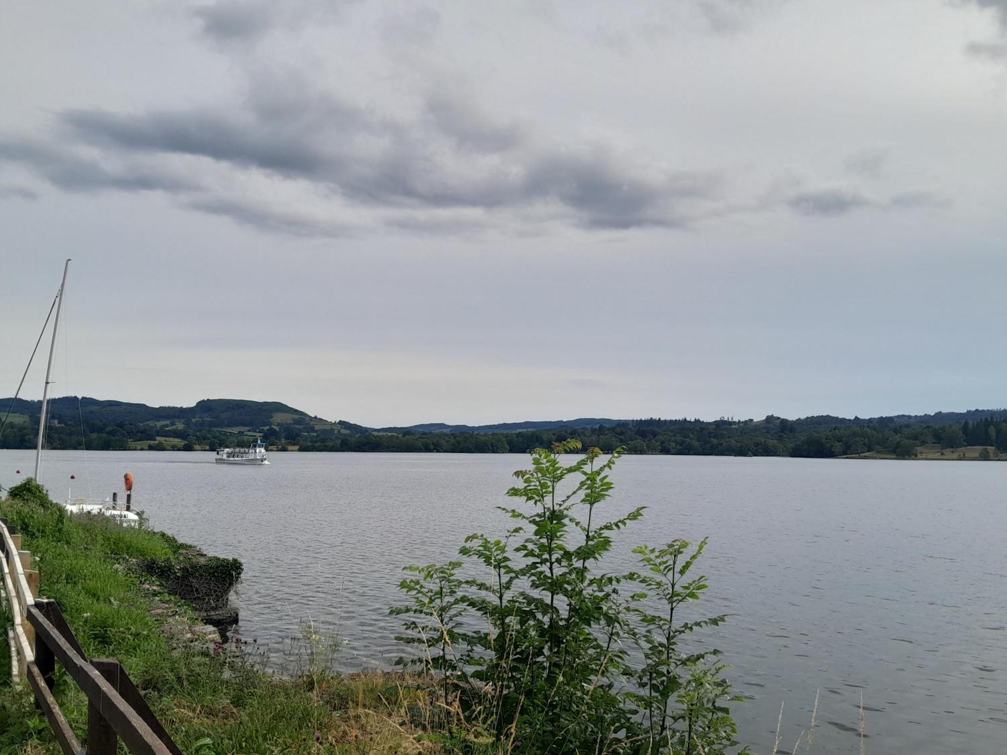 Ye Old'E Man Lake District Grange-Over-Sands Exteriör bild